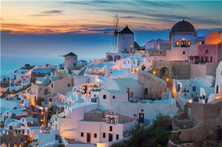 ngôi làng Santorini ở Hy Lạp