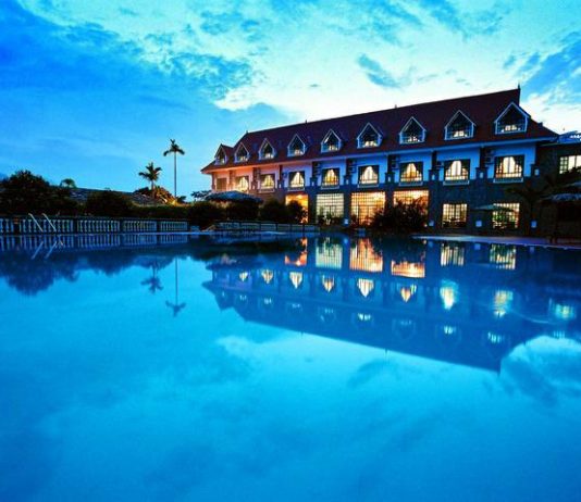 Giới thiệu V resort Hòa Bình